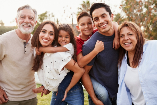 Uma família de humanos