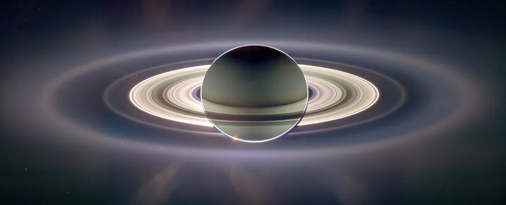 Os anéis de aparência recente de Saturno podem ser tão antigos quanto o próprio sistema solar: ScienceAlert