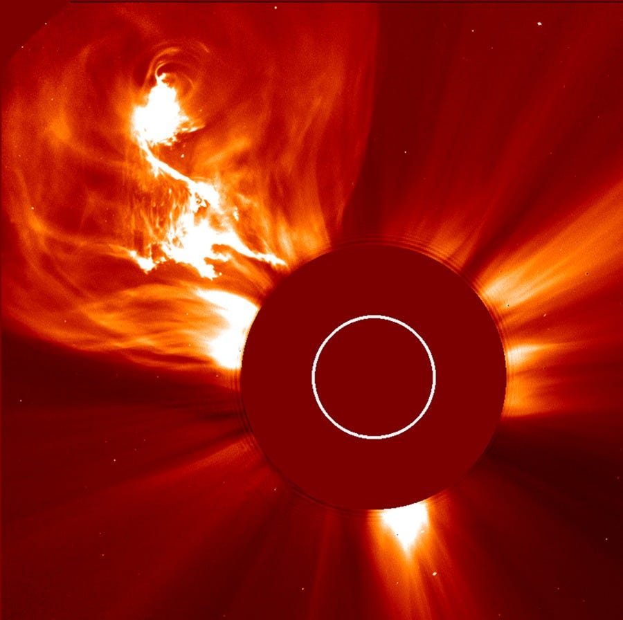 ejeção de massa coronal Sol soho nasa