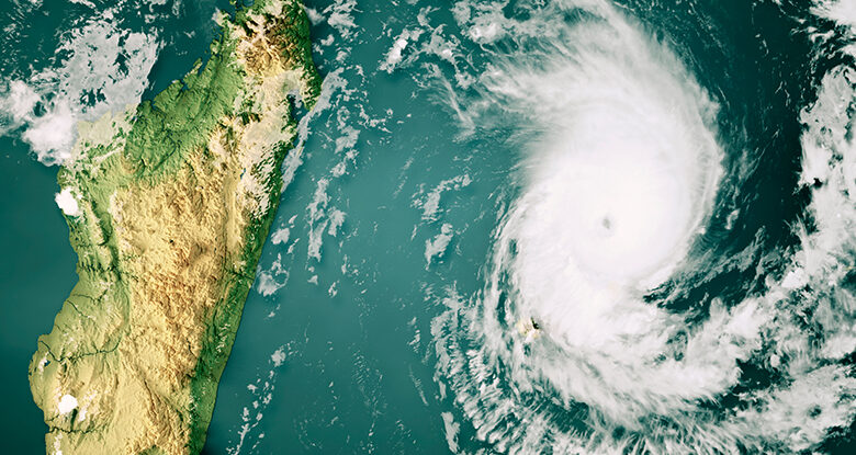 O ciclone mais longo já registrado cruzou todo o sul do Oceano Índico em 2023: ScienceAlert