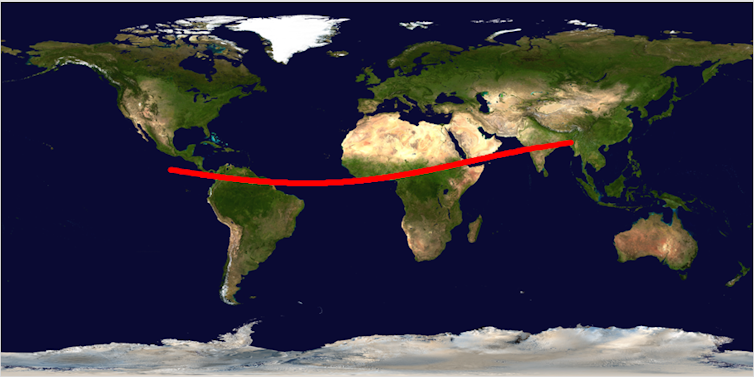 Um mapa da terra mostrando uma faixa vermelha que se estende da América Central ao sudeste da Ásia.