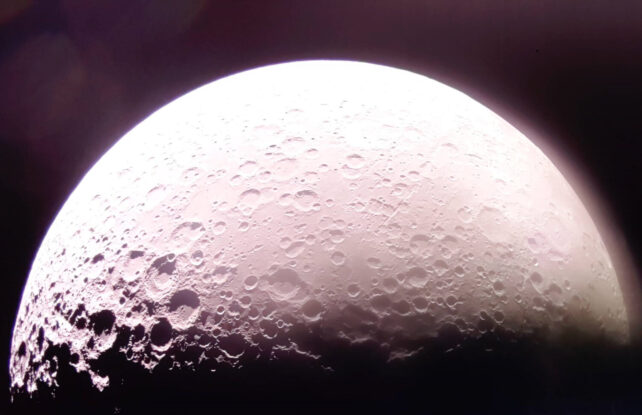 Blue Ghost Lunar Lander captura o impressionante vídeo da lua à frente do desembarque