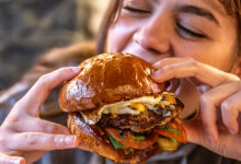 Comer uma dieta rica em gordura pode aumentar sua ansiedade, alerta o estudo: Sciencealert