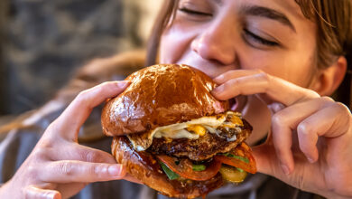 Comer uma dieta rica em gordura pode aumentar sua ansiedade, alerta o estudo: Sciencealert